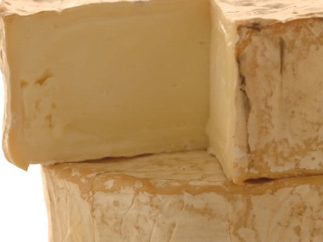 Whisky Smoked Brie is available from the Cotswold Cheese Company. A local Cotswolds shop in the heart of the Cotswolds